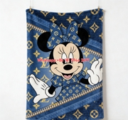 Minnie x LV Flannel Blanket Minnie Monogram Throw IMG_3346